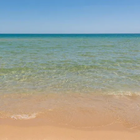 Appartement Luxury Azur Panorama | Beach, Pools, & Panoramic Views *